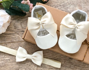 IVORY satin bow shoes, baby baptism shoes, WHITE baby christening shoes, infant ballerina ballet shoes blessing wedding fancy dress shoes