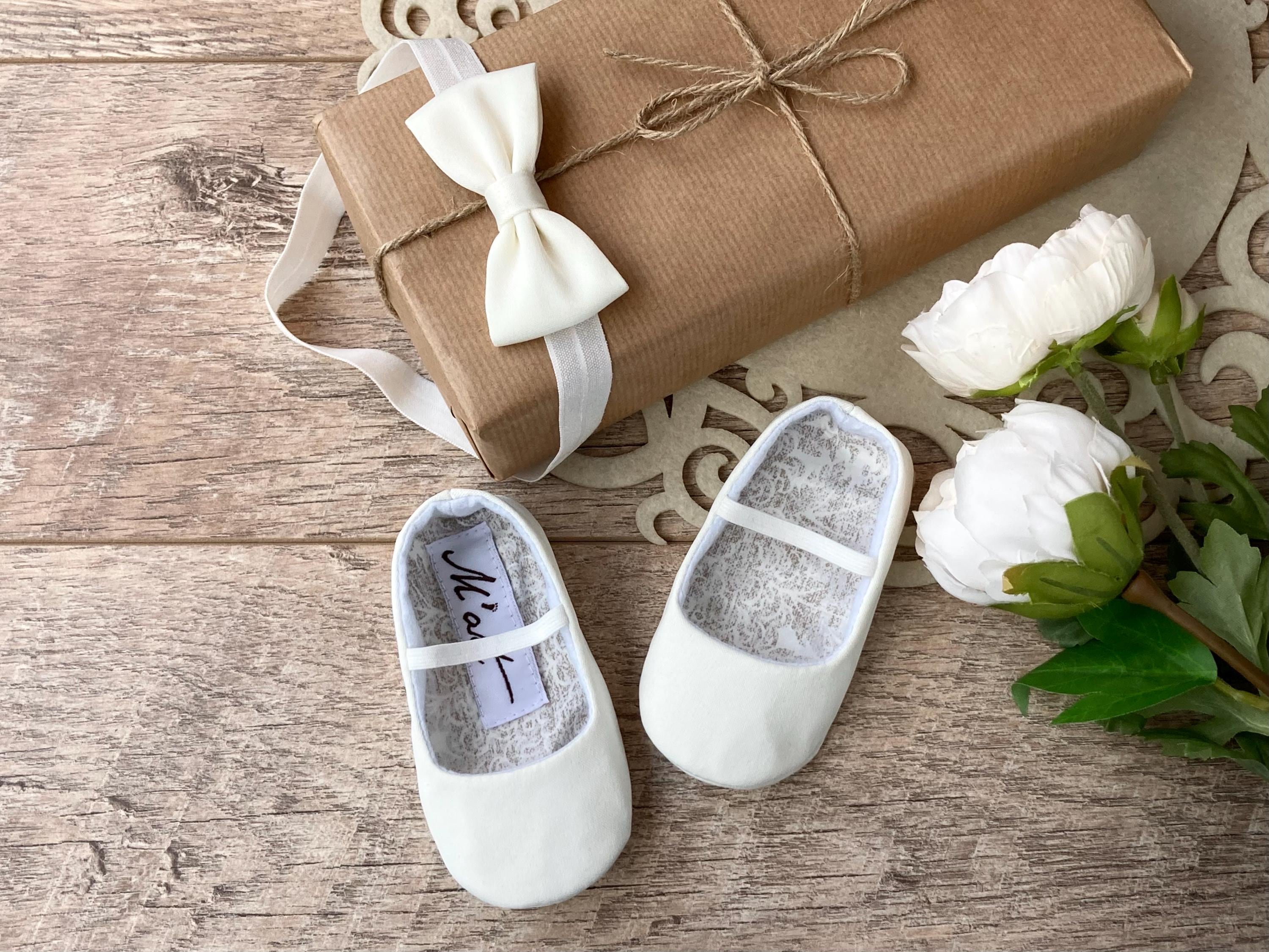 Simple White baby christening shoes and bow headband, IVORY blessing shoes, Baptism shoes, Wedding flower girl shoes, infant dress shoes