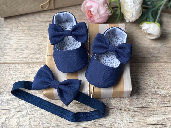navy blue childrens dress shoes Navy Patent Lace Dress Shoes 34 EU (3 Little Kid US) / Navy by Kids Atelier