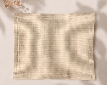 Cotton baby blanket in natural white | Waffle pique blanket as a gift for a newborn