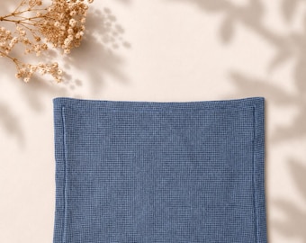 Babydecke aus Baumwolle | Leichte Waffelpique Decke für Sommer in Jeansblau