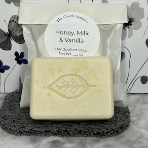 Jabón de leche de cabra, miel y vainilla / Jabón hidratante para piel seca / Jabón artesanal ligeramente perfumado / Jabón en barra para piel sensible / Jabón de triple manteca