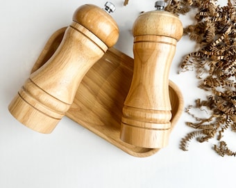 Natural Bamboo Salt and Pepper Mill with Bamboo Tray