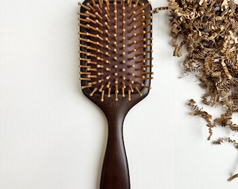 Cepillo para el cabello de sándalo / Cerdas de bambú