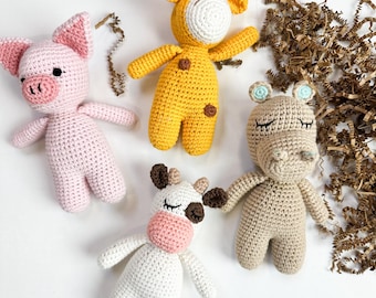 Animales de peluche hechos a mano con ganchillo de algodón