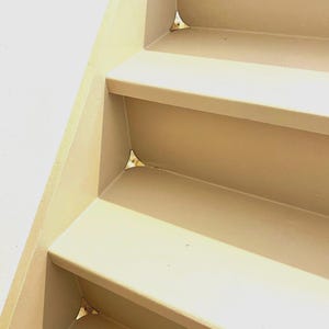 Brass Stair Dust Corners – Modern Stair Hardware (4 pcs Set) - Cabinetry, Furniture.
