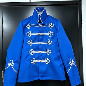 Michael Jackson blauwe huzarenjas | Militaire stijl MJ| MJ goudgevlochten jas met kikkerknopen