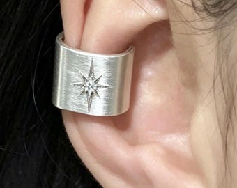 Chunky Starburst Ear Wrap Cuff, No piercing, Silver plated Minimalist, Clip On Earring, No Piercing, Modern Textured Jewelry