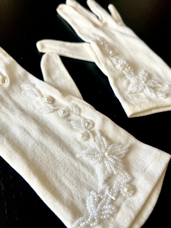 Child's vintage Beaded First Communion Gloves
