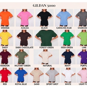 Peut inclure: Un nuancier Gildan 5000 pr&eacute;sentant vingt t-shirts &agrave; manches courtes dans diverses couleurs unies, notamment orange, azalea, noir, bleu carolina, anthracite, marguerite, chocolat noir, vert for&ecirc;t, vert irlandais, citron vert, bordeaux, vert militaire, naturel, marine, violet, rouge, bleu royal, sable, gris sport, blanc et rose clair.