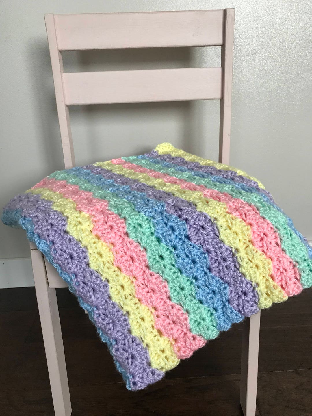 Crochet an Easy Baby Blanket - Free Pattern - Left in Knots