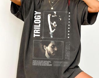 Camiseta Comfort Colors con estampado gráfico del álbum Trilogy de The Weeknd