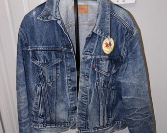 Vintage Levi's Denim Trucker Jacket 50R 70506-0216 Biker 80s Corvette Patch