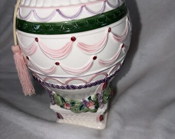 Vintage 80s Sigma the Tastesetter Victorian Ascension Hot Air Balloon Cookie Jar