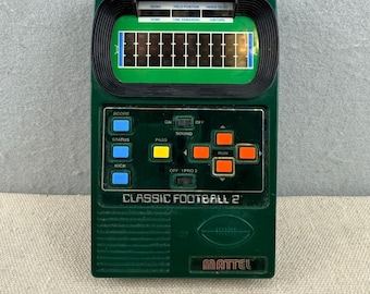 Mattel Classic Football 2 Handheld Electronic Game 2002 Tested Green