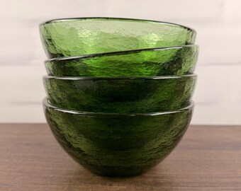 Set di 4 ciotole vintage in vetro riciclato verde testurizzato, stile modernista