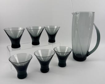 Morgantown Normandie Smoke Glass Cocktail Pitcher 6 Martini Glasses Set