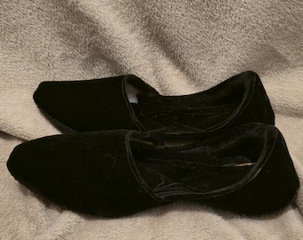 Black Simple Formal Shoes – Black In Sole – Traditional Indian Khussa / Jutti