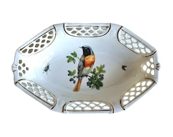 Plato pequeño de porcelana alemana de mediados de siglo con forma de pájaro - Borde calado - 15 cm