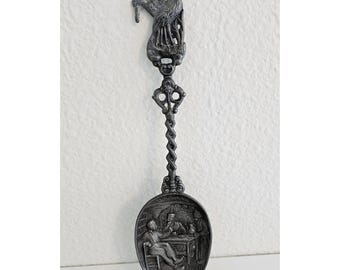 Old WWI Holland VOLENDAM ''Battle of Texel'' Pewter Decorative Collectible Spoon