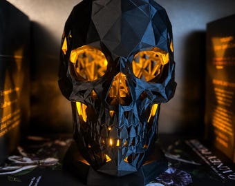 Gothic Skull LED Lamp, Low Poly Skull Light, Dark Academia Decor, Fantasy Bookshelf Decor, Color Changing Lamp, Skull Gift