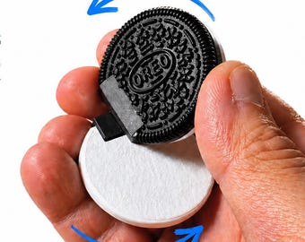 OREO Twist Flip Fidget Toy – 3D Printed Cookie Desk Toy, Stress Relief, Focus Tool, ADHD