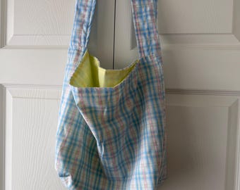 Blårutig hoboväska, gulfodrad vardagsväska, axelremsväska från Farmers Market