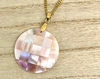 Pink Shell Round Pendant Necklace, Gold Plated Stainless Steel