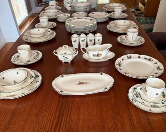 Johnson Bros Brookshire 1990. Design av Susan Kennedy. Tillverkad i England.