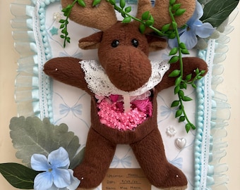 Peluche de alce disecado y disecado