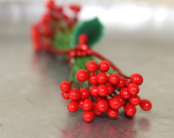 Floral Stamens, Small 1/8" Head, Red Stamens, Holly Berries, Holly Stamen, Set of 36 Stems, Pip Berry Stamen, Flower Center