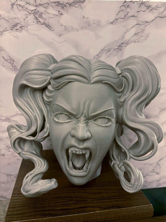 Dungeon Crawler Carl Samantha Large Cosplay Figure | DCC Fan Art, Paintable Display Model