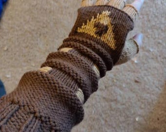 Made to order - Legend of Zelda Link Gauntlets - Triforce Halloween Cosplay Accessory Gloves