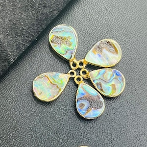 Colgantes de concha de abulón natural: dijes en forma de estrella, luna, redondos y cuadrados para la fabricación de joyas.