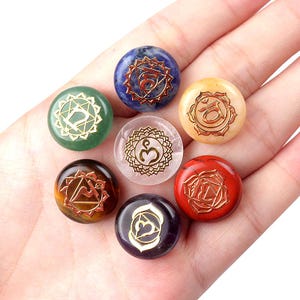 7 chakran natursten set Reiki mineralrunda kristaller helande prov tumla energi polerad chakra yoga sten kvarts sten set samling