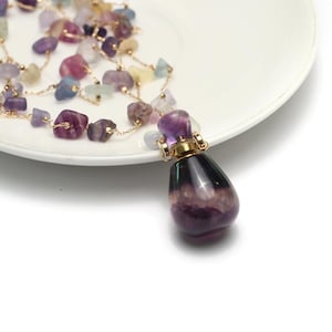 Colgante de frasco de perfume de amatista natural, collar difusor de aceites esenciales con cadena de cuentas de grava de colores