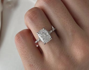 Anillo de compromiso de moissanita con talla cojín alargada de 3 quilates
