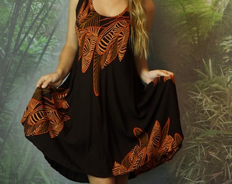 Vintage batik jungle dress / crinkle rayon black ocre brown tan Indonesian trapeze caftan / ethnic festival beach holiday