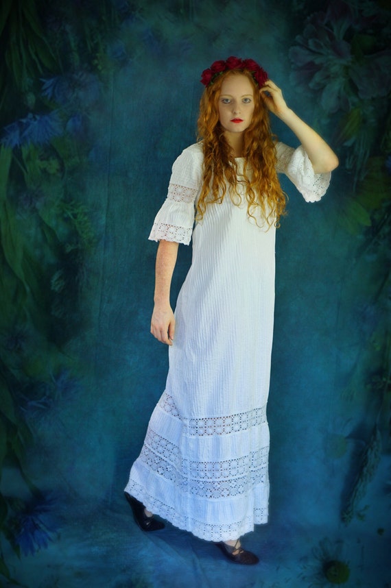 Vintage mexican wedding gown / Frida Khalo maxi dr