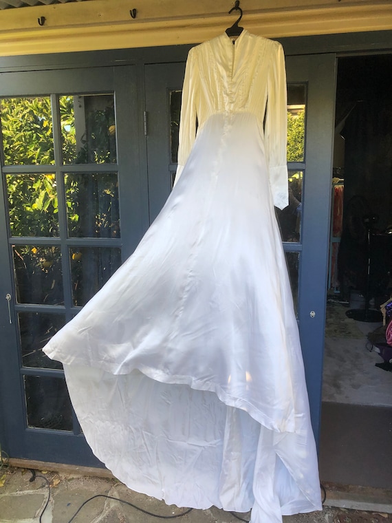 Stunning Edwardian wedding gown / vintage antique… - image 1