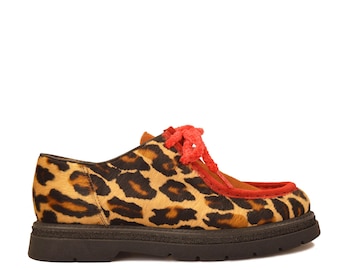 Leopard Pony Hair Derby Schuhe - Roter Wildlederbesatz, Chunky Lug Sohle, hergestellt in Italien