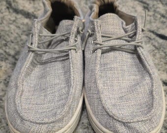 Women's Casual Slip-On Flats in Light Gray