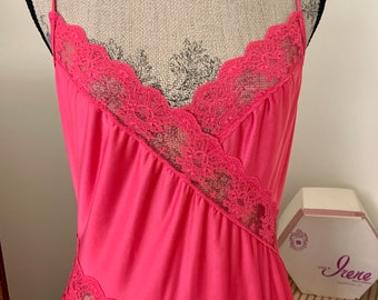 Vintage Pink Lace Nightgown Raspberry Negligee Women’s Sexy Lingerie Medium Pink Nightie Full length long Gown