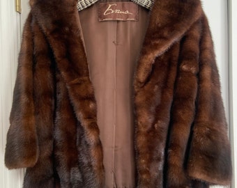 Gorgeous Mink Cape / Stole With Pockets by Wilibel Furs New York 