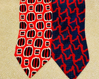 Vintage 2 Oscar De Le Renta Silk Neckties NavyBlue and Red Print Ties Designer Silk Ties