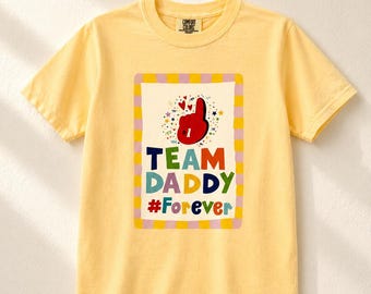 Toddler Team Daddy Foam Finger Shirt • Handillustrerad farsdagspresent
