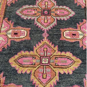 ピンクバードグレーオブライフウシャクラグヴィンテージトルコ製ウールオリエンタルリビングルームラグ