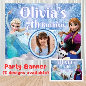Puede incluir: Una pancarta de fiesta rectangular con un fondo de bosque invernal, Elsa y Anna de Frozen, un mu&ntilde;eco de nieve y un marco circular central para una foto. El texto dice Olivia's 7th Birthday. Un recuadro m&aacute;s peque&ntilde;o muestra el dise&ntilde;o completo.