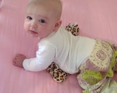 3 M, 6 M lilas et vert coffret de lin/coton pantalon en voyage de Pernilla & blanc 100 % coton avec appliqués bodysuit