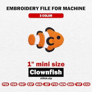 Puede incluir: Un archivo de bordado para máquina con un diseño de pez payaso de 2,5 cm. El diseño es naranja, blanco y negro, con el texto "EMBROIDERY FILE FOR MACHINE" y "3 COLOR" en la parte superior. El texto "Clownfish" está en un rectángulo negro.